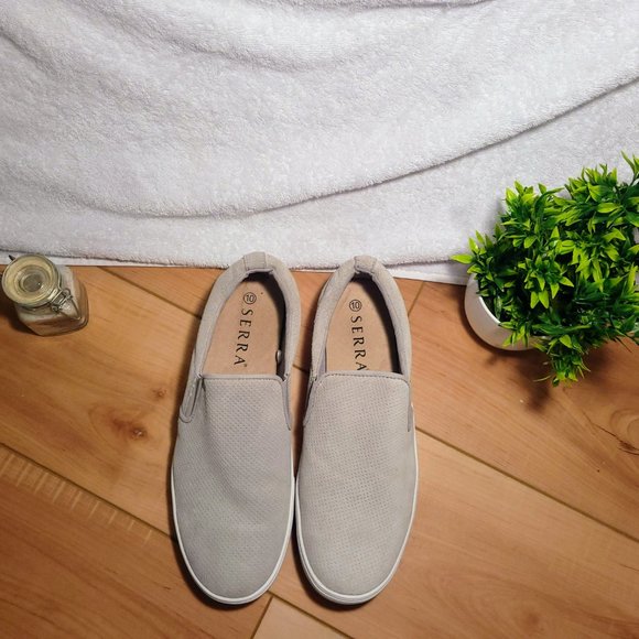 Serra- light grey slip on sneakers, size 10 (womens) - Picture 3 of 7
